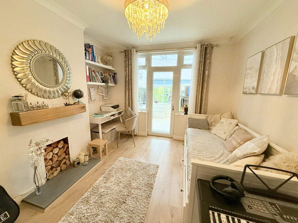 Additional image 8 of Stanway Road, Shirley