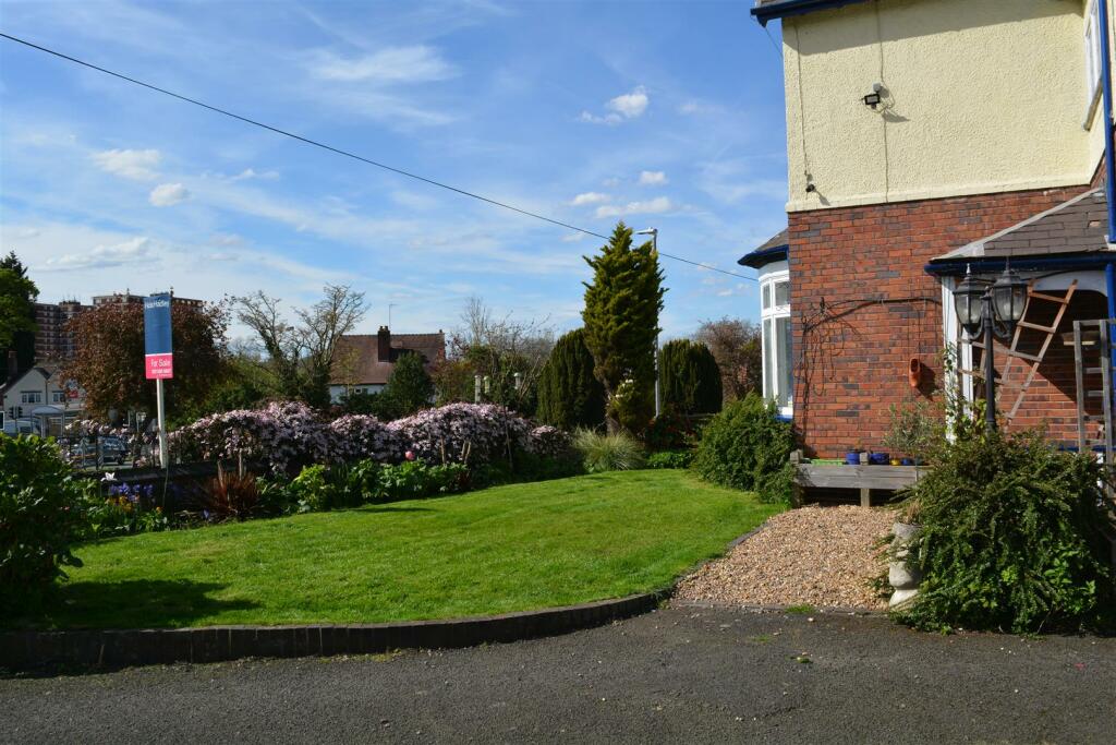 Additional image 36 of Beauty Bank, Cradley Heath