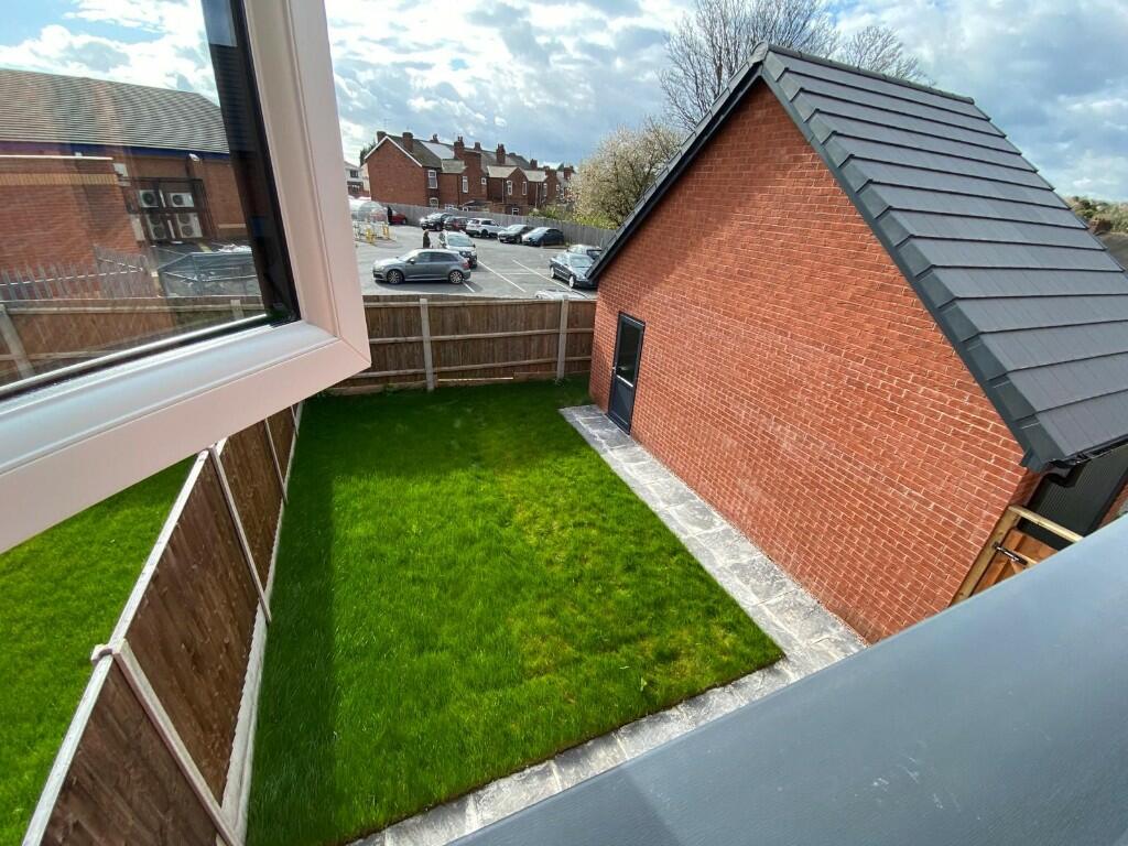 Additional image 25 of The Woodlands, Oldbury, West Midlands, B68