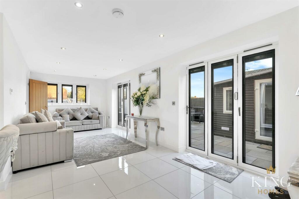 Additional image 6 of Archer Close, Studley