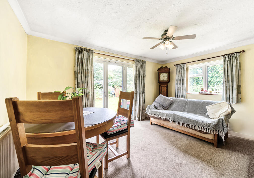 Additional image 16 of Willow Close, Bromsgrove