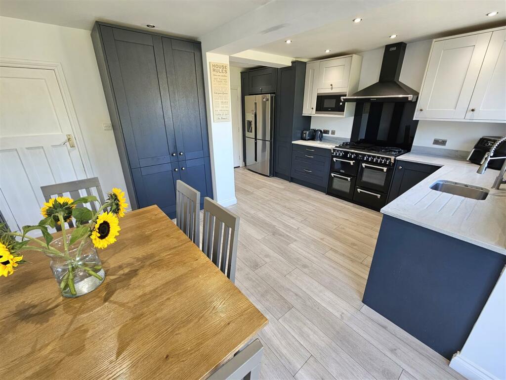 Additional image 11 of Henley Crescent, Solihull