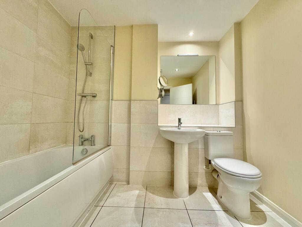 Additional image 7 of Warwick Road, Solihull, West Midlands, B92