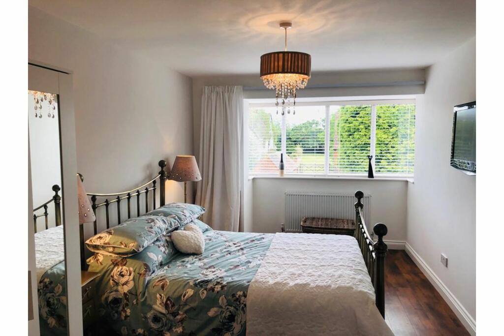 Additional image 26 of Widney Manor Road, Solihull, B91