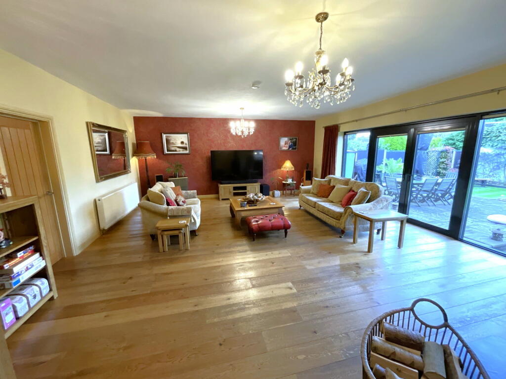 Additional image 3 of HALESOWEN, Newfield Crescent