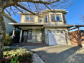 Additional image 4 of 682 Sunshine Terrace