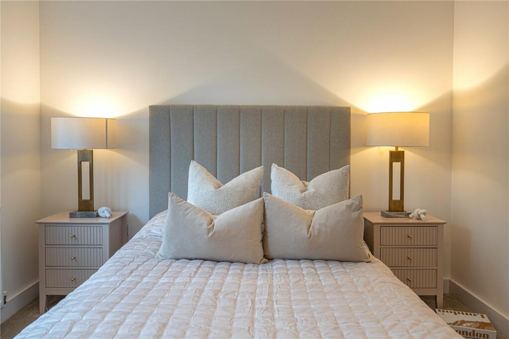 Additional image 26 of Egan Close, Dordon, Tamworth, B78