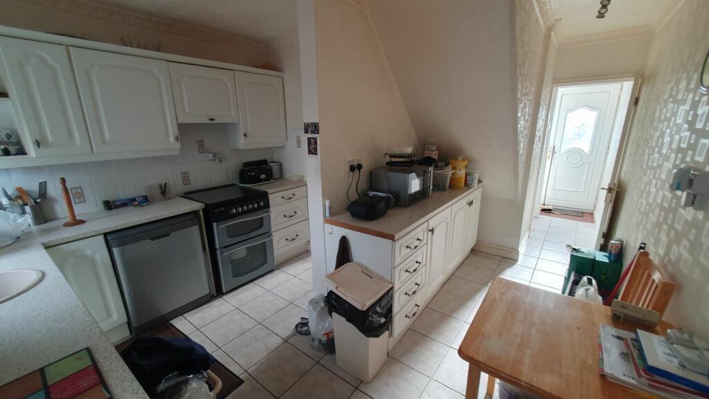 Additional image 7 of 77 Kelvin Way, West Bromwich, West Midlands, B70 7LE