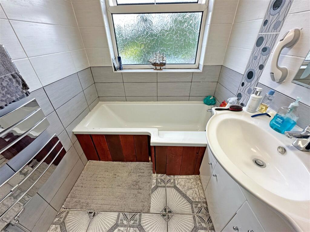 Additional image 10 of Middle Lane, Nr Wythall, Birmingham, B38 0DY