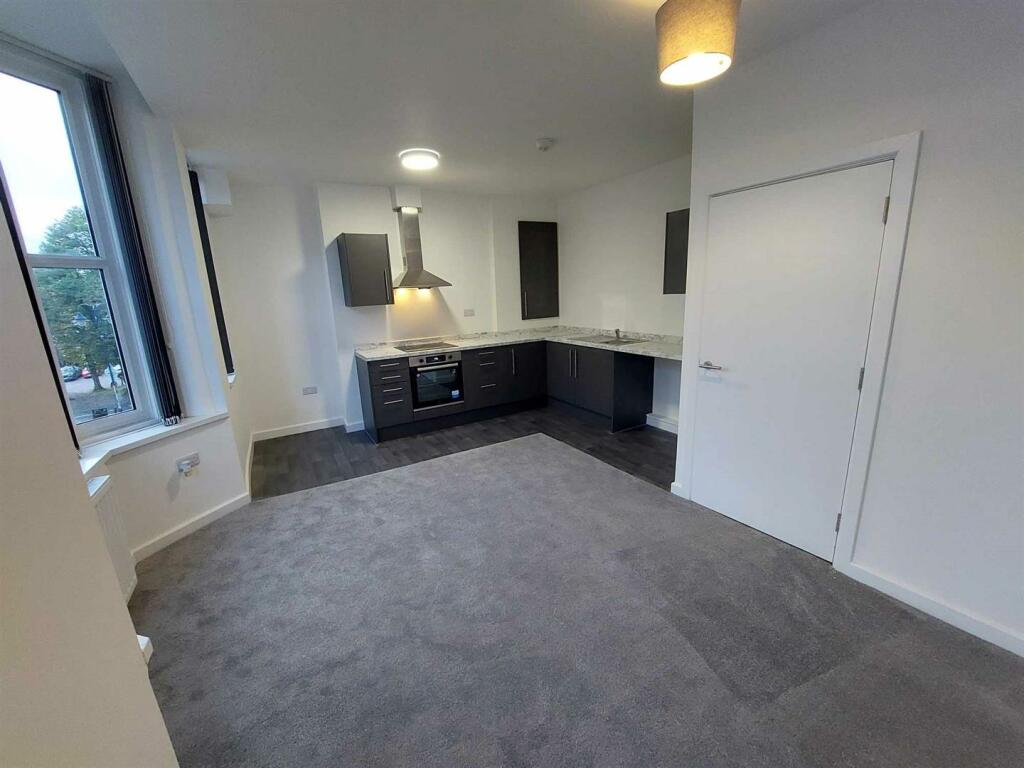 Additional image 5 of Unicorn Hill, Redditch