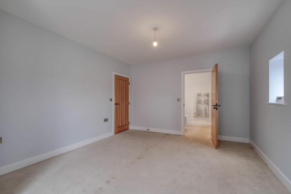Additional image 7 of 3 Lion & Lamb Barns, Droitwich Road, Bradley Green B96 6RP