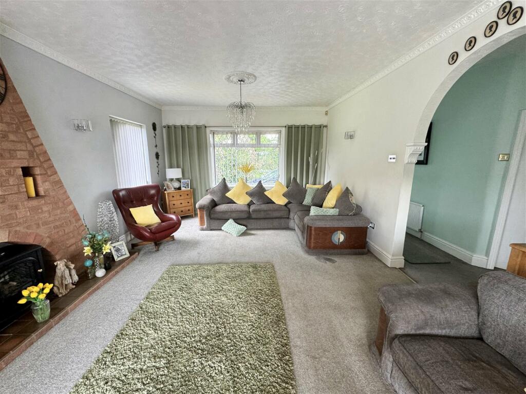 Additional image 9 of Wood Lane, Earlswood