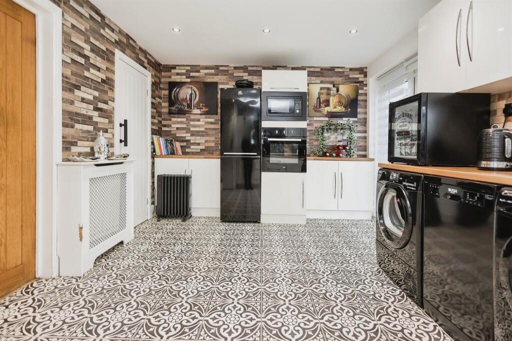 Additional image 9 of Ryeclose Croft, Birmingham