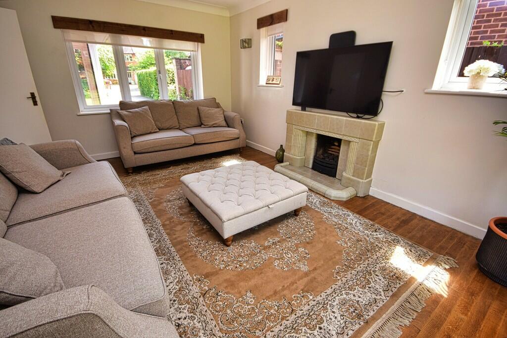 Buryfield Road, Solihull photo 3