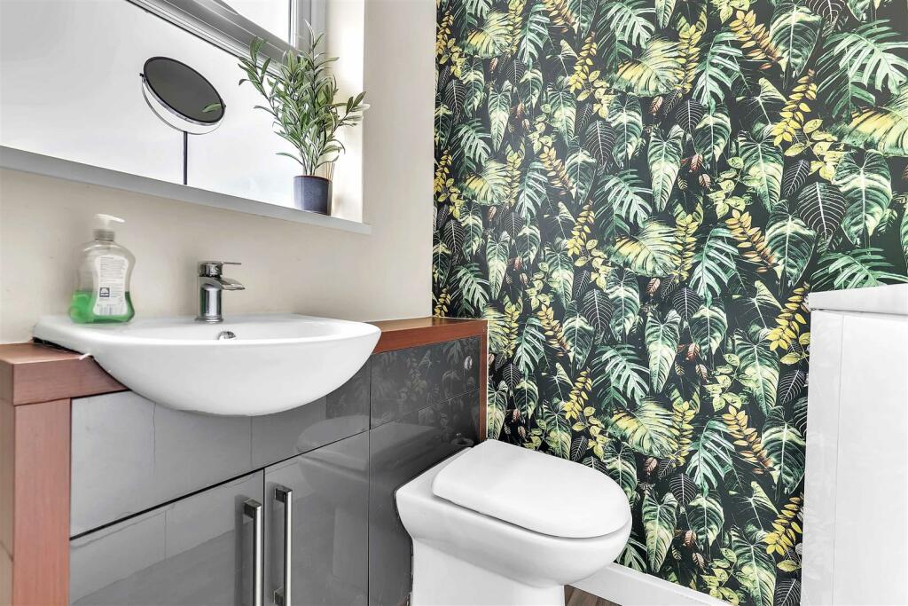 Additional image 8 of Birmingham Road, Mappleborough Green, Warwickshire