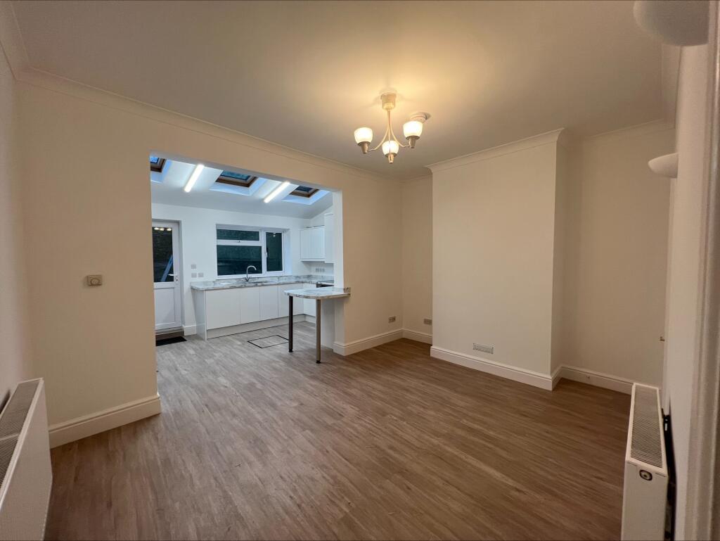 Additional image 2 of Manor Road