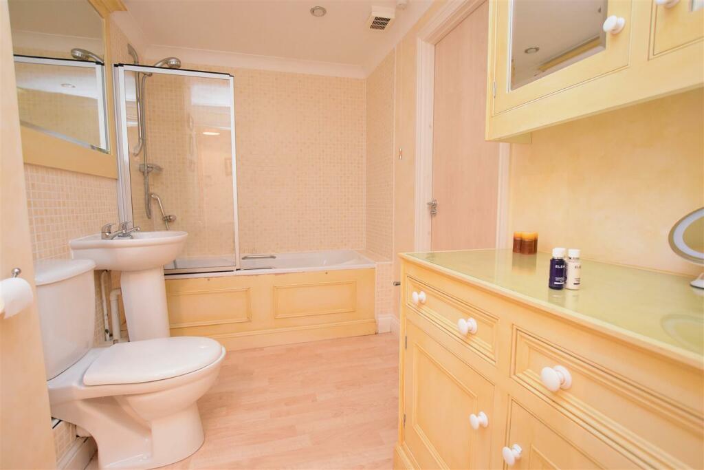 Additional image 10 of Victoria Bridge Road, Bath