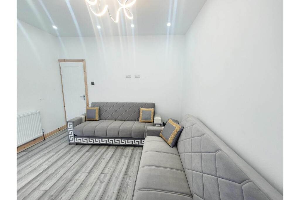 Additional image 4 of Bennetts Road, Birmingham, B8