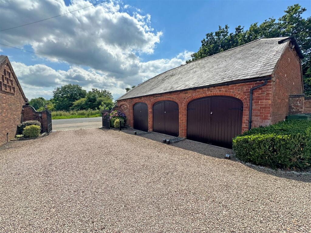 Additional image 4 of Houndsfield Court, Houndsfield Lane, Wythall, B47 6LX