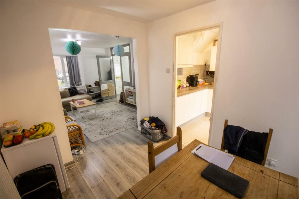 Additional image 4 of Shooters Close, Birmingham