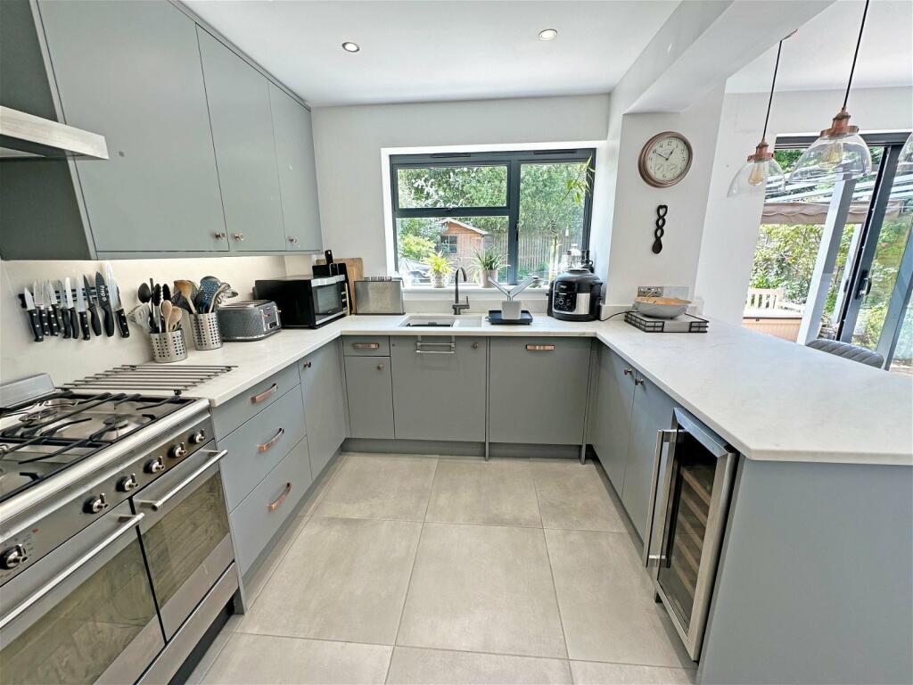 Additional image 3 of Lime Close, Hollywood, B47 5QQ