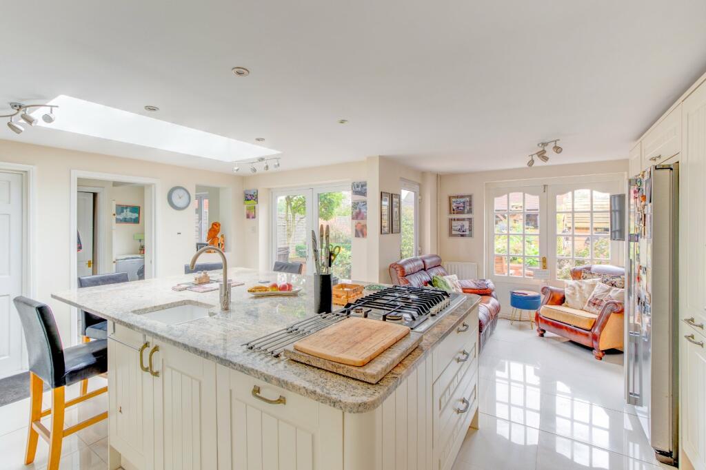 Additional image 7 of Evesham Road, Astwood Bank, Redditch, Worcestershire, B96