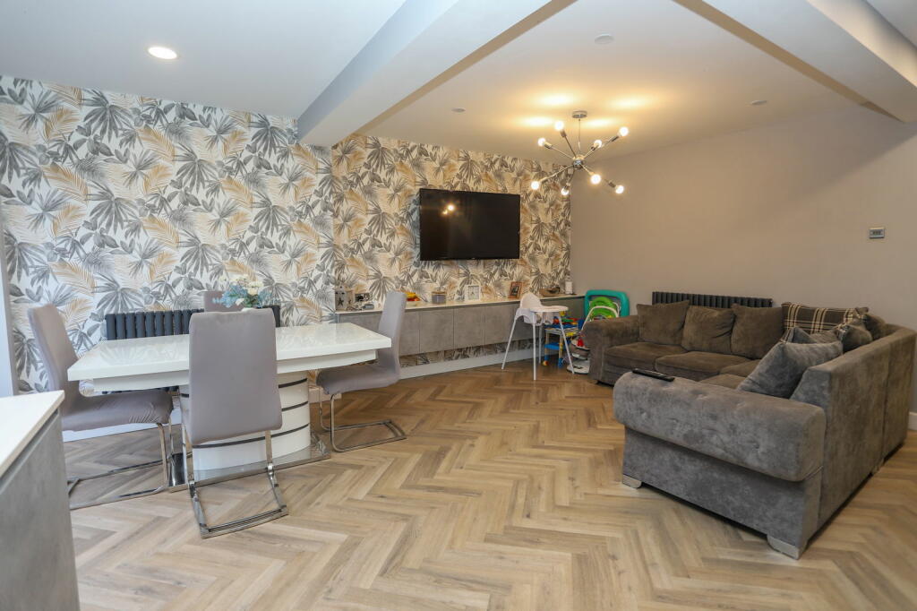 Additional image 2 of Parkfield Road, Oldbury, B68 8PT