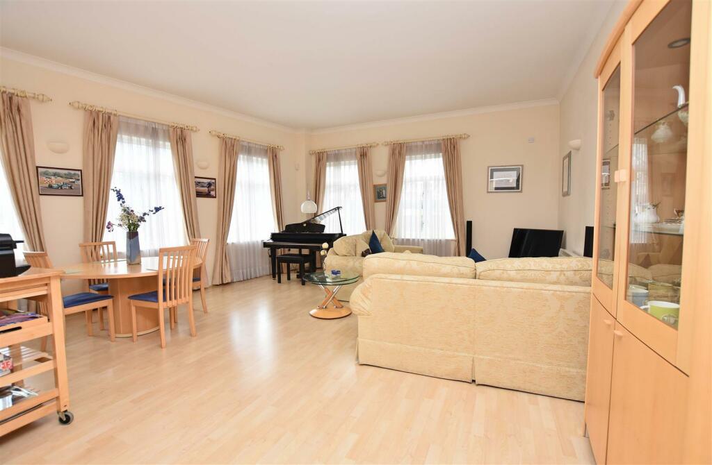 Additional image 6 of Victoria Bridge Road, Bath