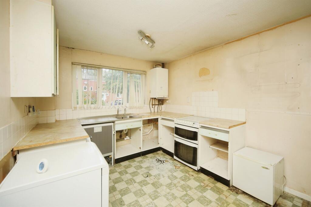 Additional image 19 of Upper Field Close, Redditch