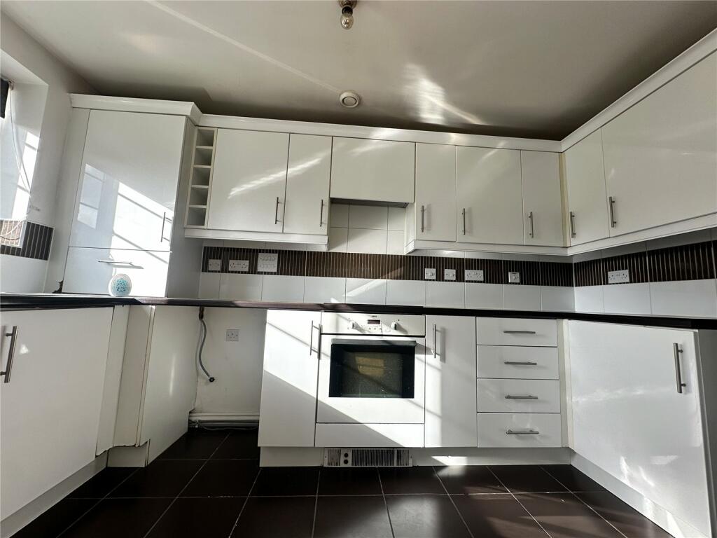 Additional image 5 of Bromford Road, Oldbury, West Midlands, B69