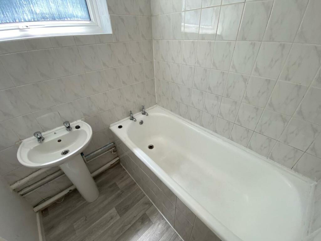 Additional image 7 of Oswio Court, Bishopton Close, Shirley, Solihull, B90 4AH