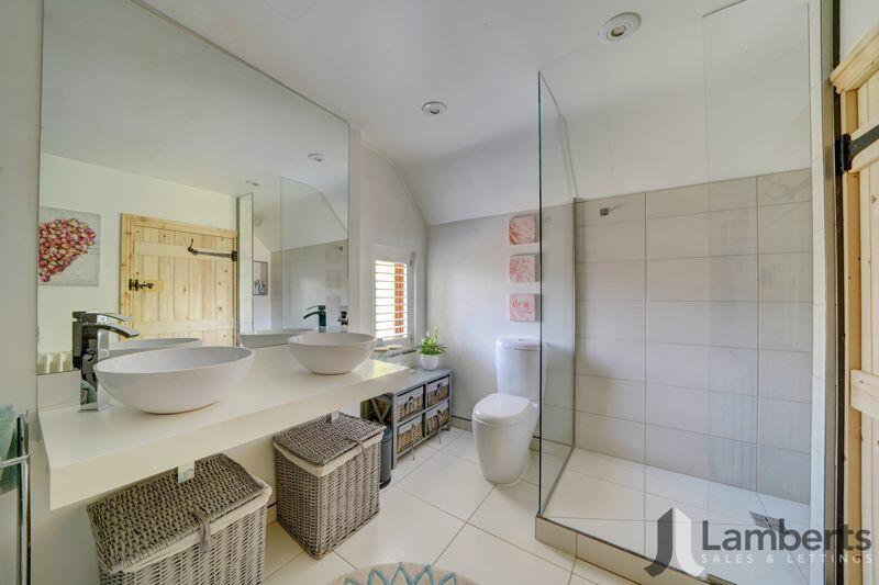 Additional image 44 of Droitwich Road, Hanbury