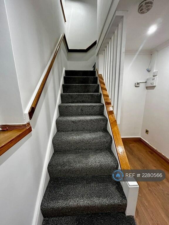 Additional image 6 of Ratcliffe Road, Solihull, B91