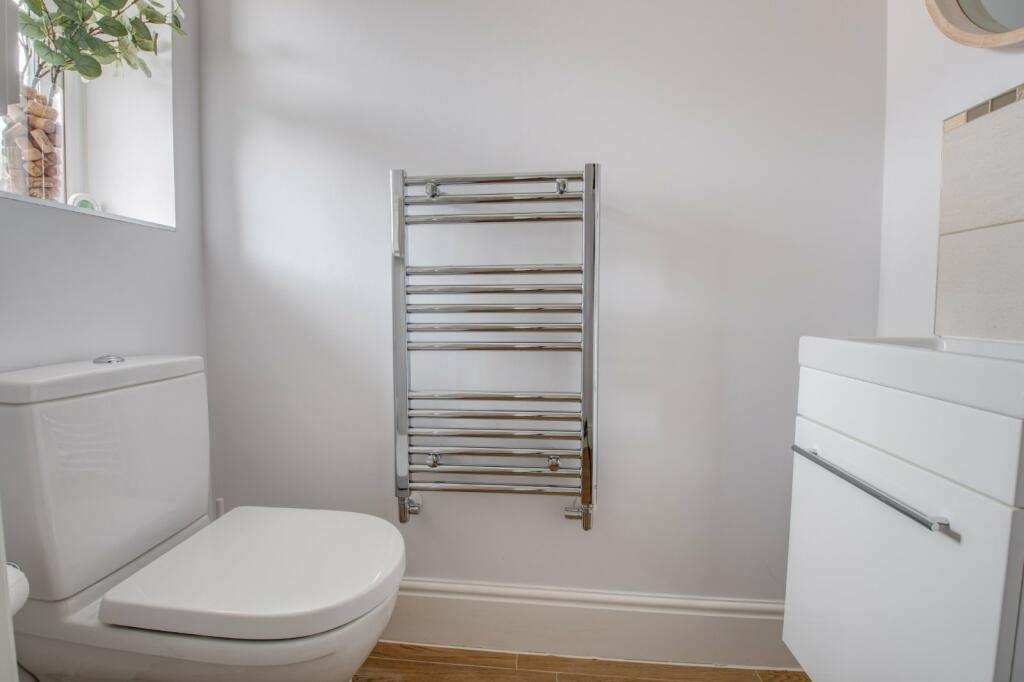 Additional image 13 of Meadow View Close, Bromsgrove, Worcestershire, B60