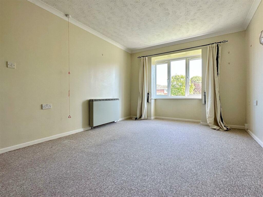 Additional image 13 of Foregate Street, Astwood Bank, Redditch