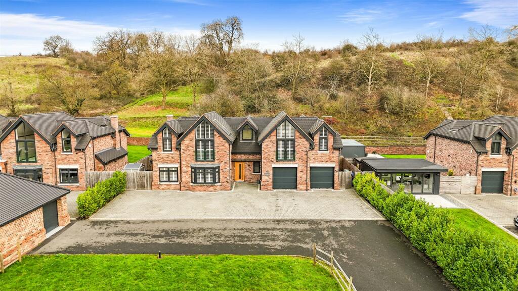 Additional image 46 of De Montfort House, Haven Pastures, Henley-in-Arden