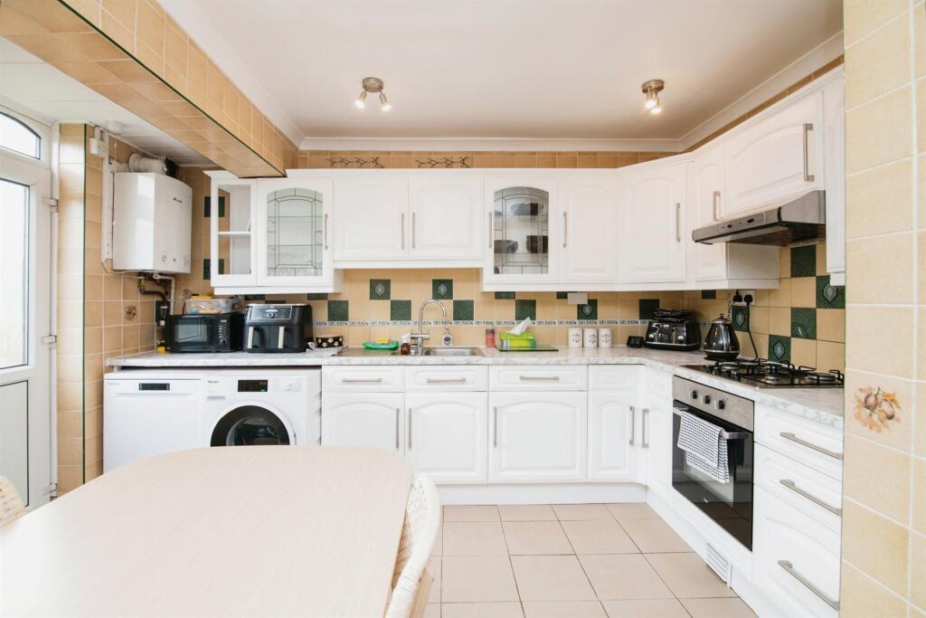 Additional image 4 of Broadway Croft, Oldbury