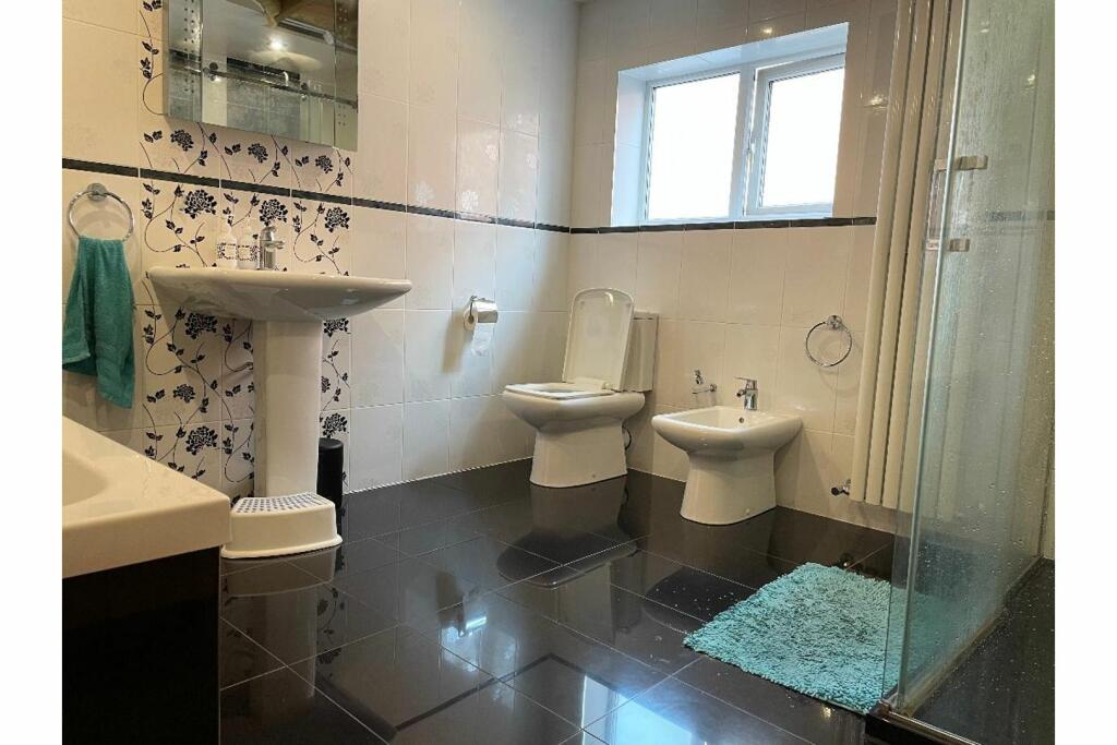 Additional image 21 of Groveley Lane, Birmingham, B45