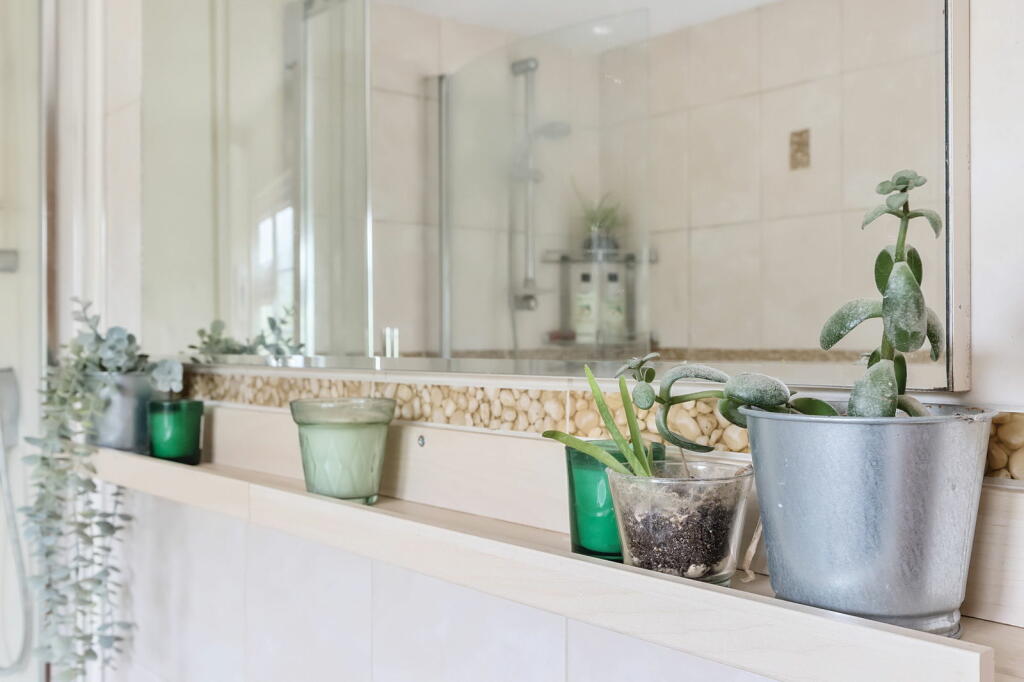 Additional image 14 of Eden House, Chantry BA11 3LJ