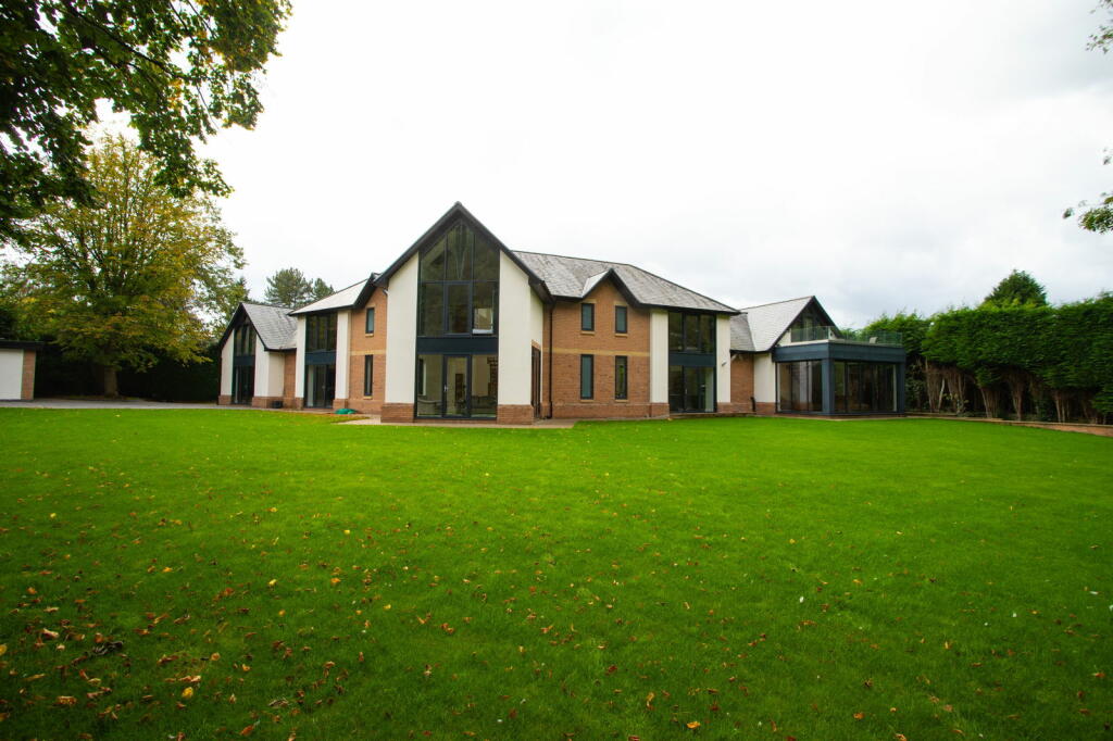 Additional image 39 of Roman Park, Roman Lane, Little Aston Park