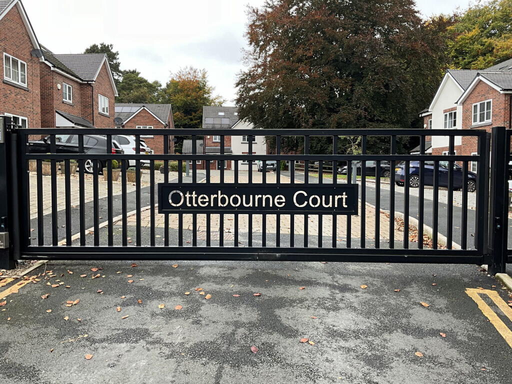Additional image 2 of HALESOWEN, Otterbourne Court