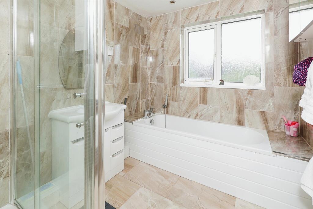 Additional image 17 of Woodford Avenue, Birmingham