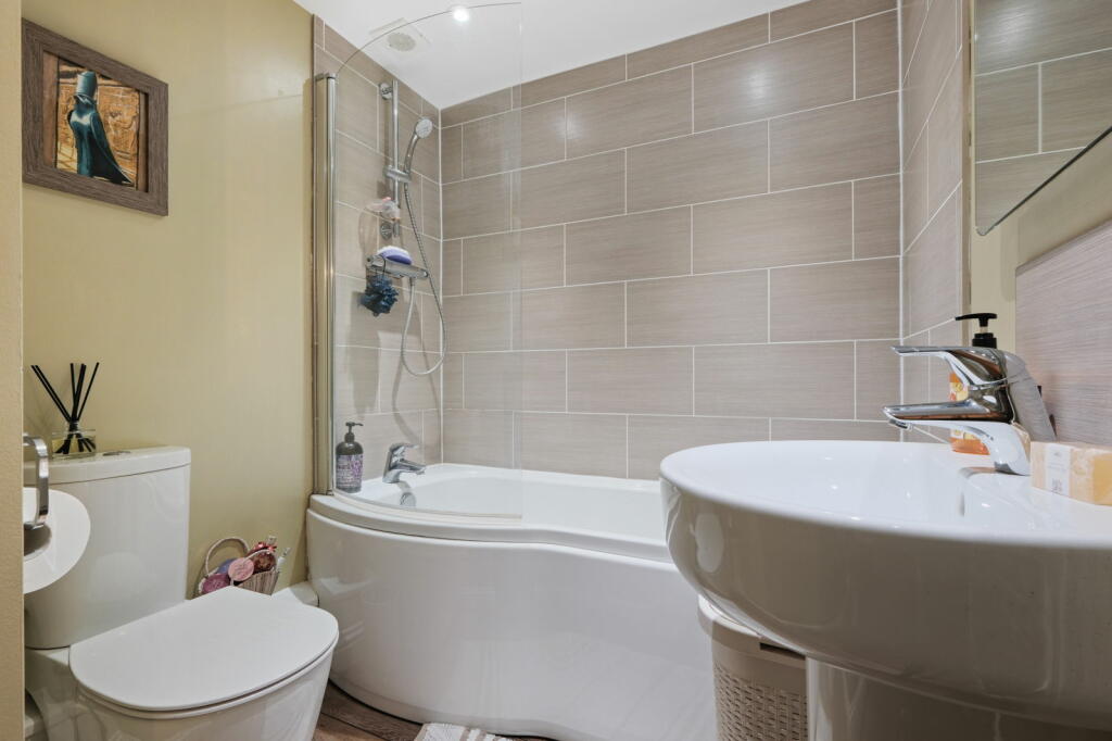 Additional image 14 of Sharpway Gate, Stoke Prior, Bromsgrove, B60 4AY