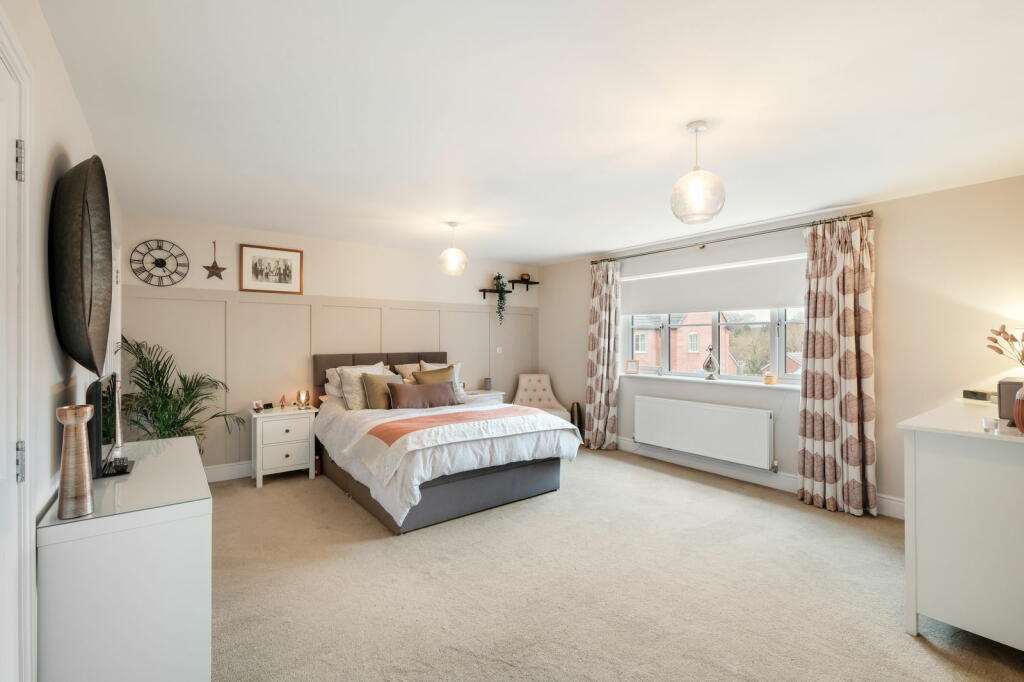 Additional image 9 of Meadow View Close, Stoke Pound, Bromsgrove, B60 3AS