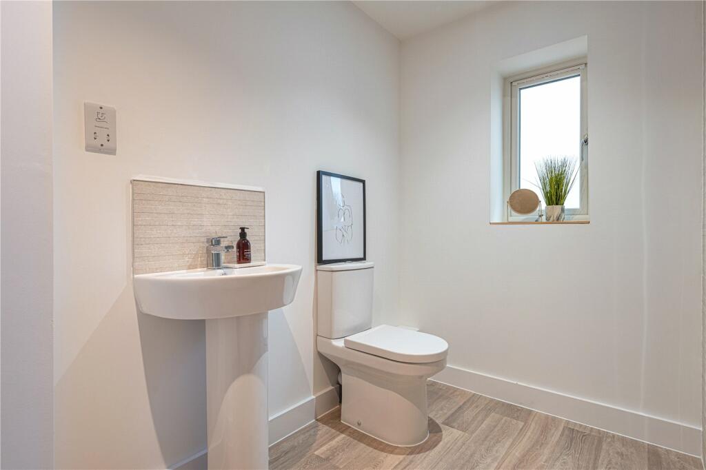 Additional image 35 of Egan Close, Dordon, Tamworth, B78