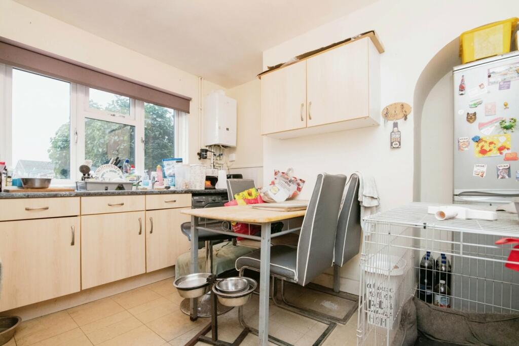 Additional image 5 of Highfield Crescent, Halesowen, B63