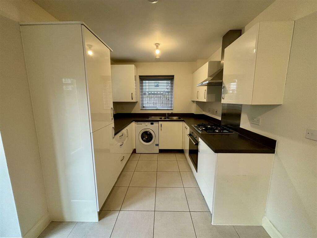 Additional image 3 of Victoria Crescent, Shirley