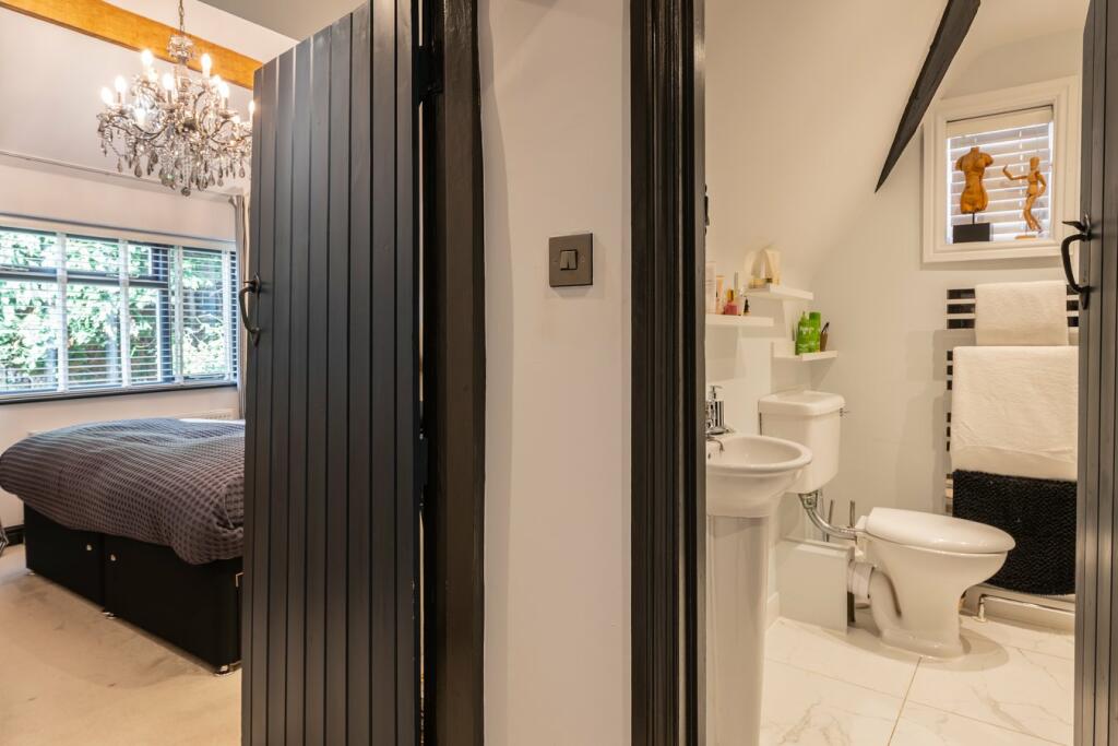 Additional image 24 of High Street, Henley-in-Arden, Warwickshire, B95