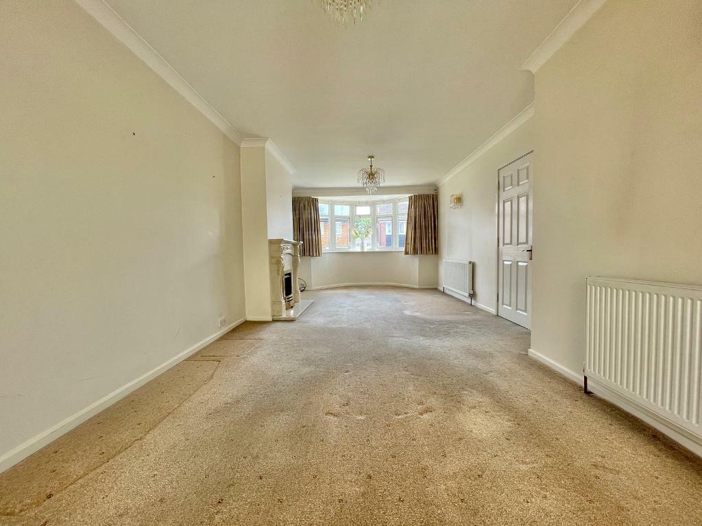 Additional image 5 of Rayford Drive, West Bromwich, B71 3QW