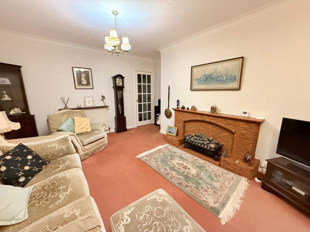 Additional image 4 of Bardon Drive, Shirley